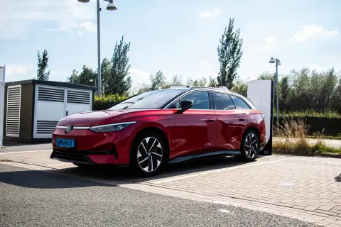 Elektrische taxi laadpaal